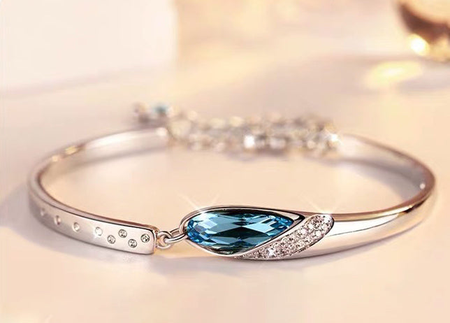 new womans fashion jewelry high quality blue crystal zircon retro simple