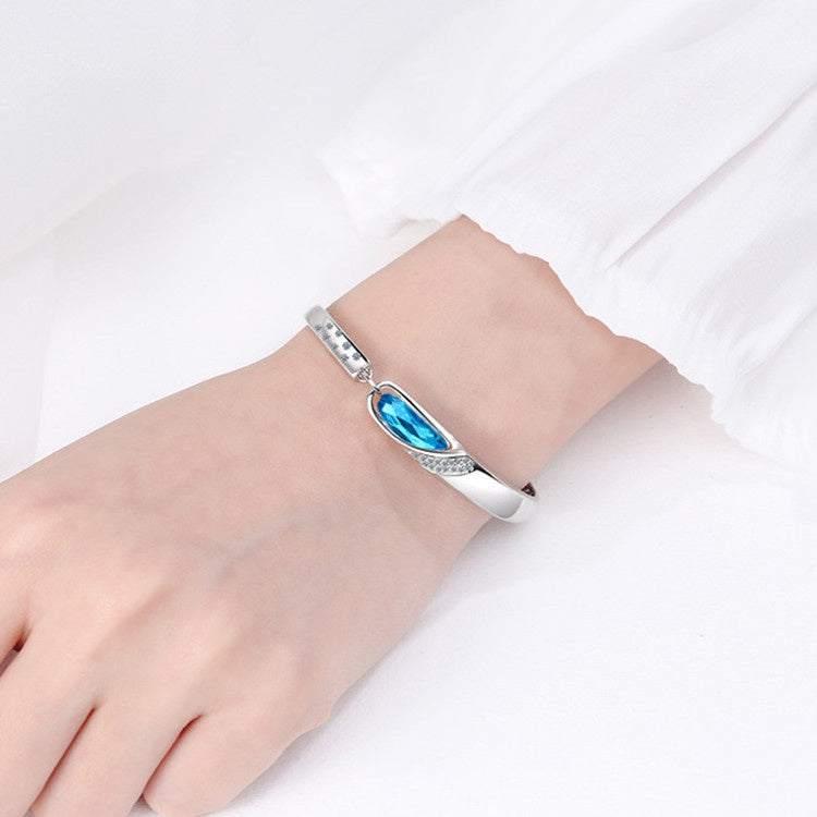 new womans fashion jewelry high quality blue crystal zircon retro simple