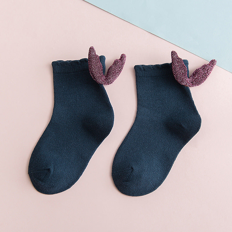 Girls fashion wing socks