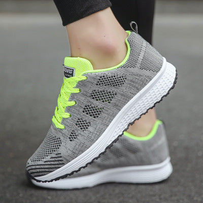 Walking Mesh Flat Sneakers