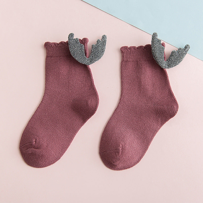 Girls fashion wing socks